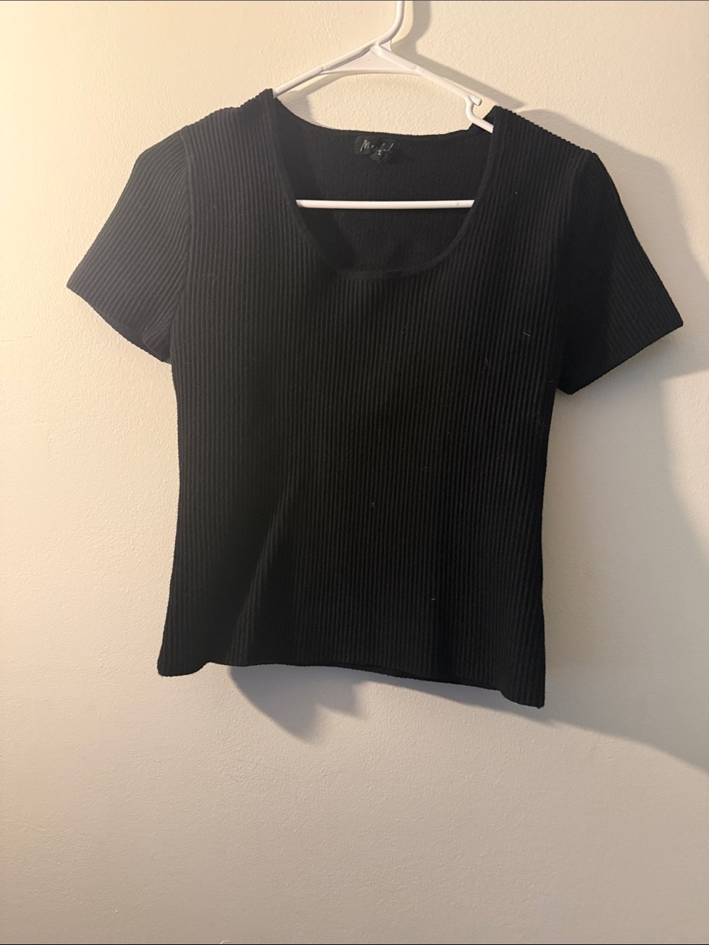 Marled Black Ribbed Scoop-Neck Short Sleeve Top